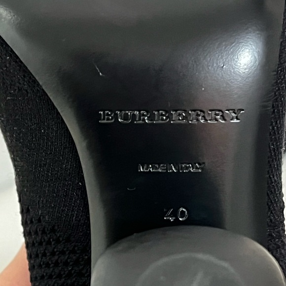 Burberry Kimberley Pointed Toe Ankle Boots - Picture 7 of 7